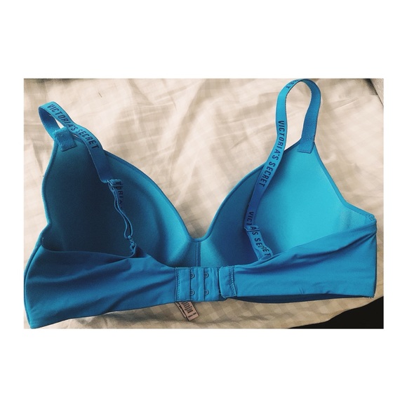 Victoria’s Secret T-Shirt Wireless 36DD - Picture 2 of 2